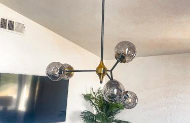 VEGAS GEM 4BDR KING BED Wifi GARAGE PRKNG - Foto 30