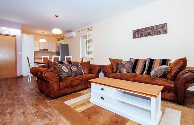 Spacious Holiday Home in Pakoštane near Sea - Foto 13