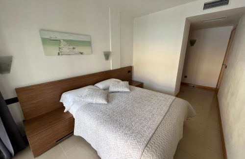 SOLIMAR 10 SALOU Solo FAMILIAS con Parking y piscina - Foto 26