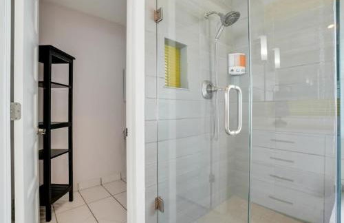 3-BD 2-BA Northern Dallas Retreat Hot Tub and BBQ - Photo 25