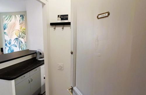 L'Oasis-T2 spacieux-Wifi-TV-Proche Gare - Foto 18