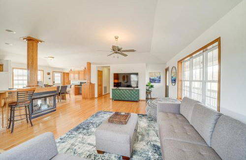 Game Room and Large Yard Vinita Farmhouse! - Foto 5