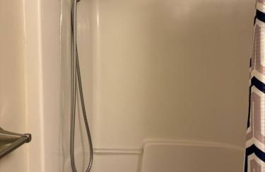 Peaceful 2BR 3BA Townhome - Foto 14