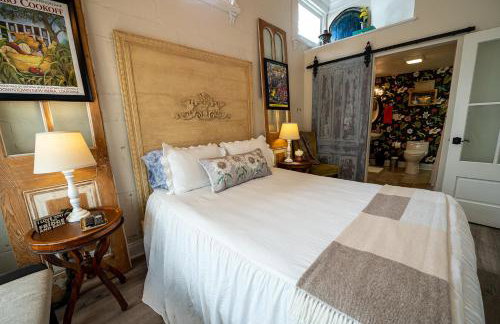 Chateau Royale, Pet Friendly, On Bayou, Downtown! - Foto 11
