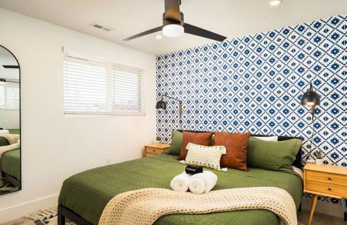 Wild West Disco Haus 2! New Hot Tub, Patio + Gym - Foto 10