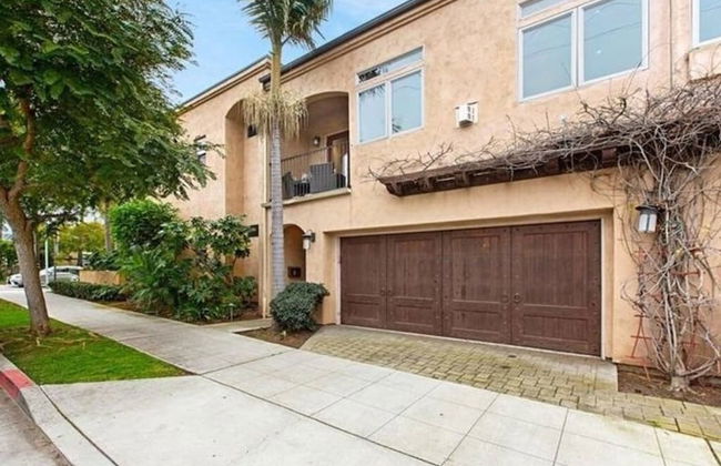 Your Home in San Diego - Two-car Garage - Foto 6