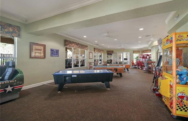 3 BR 2 Miles to Disney Pool Free Wifi and More - Foto 26