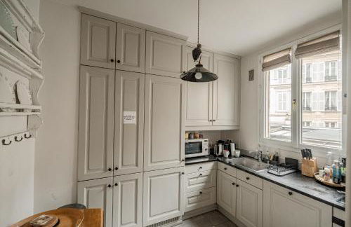 AC 3bds Apt with arc de triomphe view & terrace - Foto 47