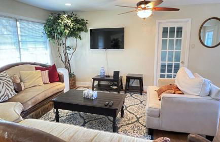 Quiet, Spacious, Historical District Home Near HOU Hobby Airport - Foto 1