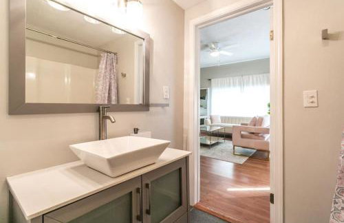 The Lilly Pad-Luxury in Sylvan Beach - Foto 6