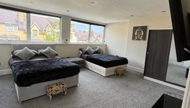 Modern 5 Bedroom Terraced Luxurious House - Foto 3