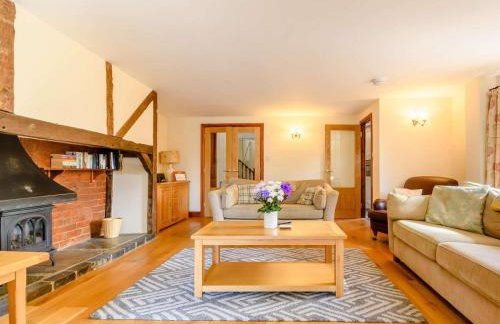 3 Bed in Evesham oc-89477 - Photo 2