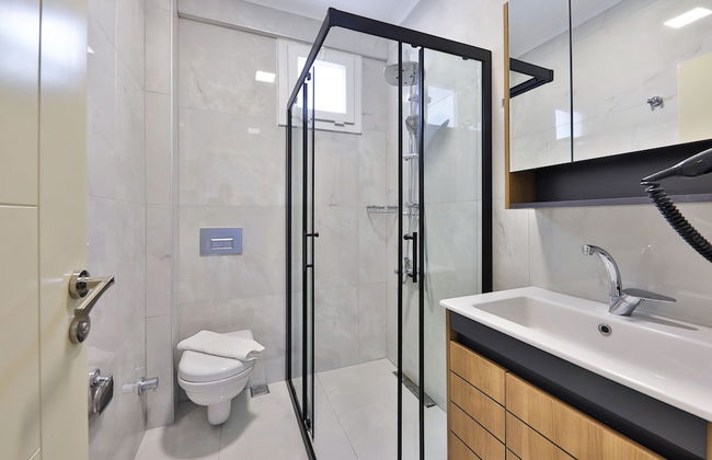 Tugce Apart - Photo 32