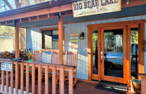 Four Seasons Getaway-Private Hot Spa with Pine Tree Views-Walk to Village and Pineknot Trailhead-Plus King Bed! - Photo 8