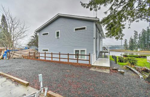 Scenic & Spacious Getaway on North Bay w/ Deck! - Foto 31