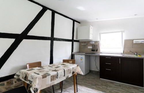 Family-Friendly Home with Garden - Foto 5