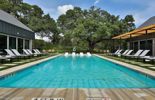 Luxurious New Unit 1Bd1Ba Pool, Golf Sim - Foto 28