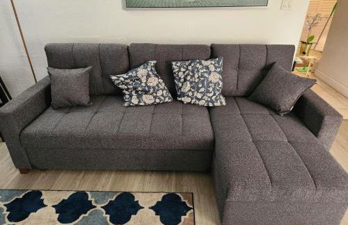 Beautiful 2-Bedroom Condo Near Universal and other Orlando Attractions, King Bed & Wi-Fi - Foto 3