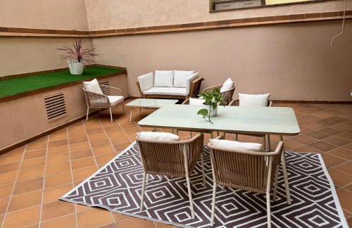 Private terrace 1BR apt - 4min walk to the beach - Foto 5