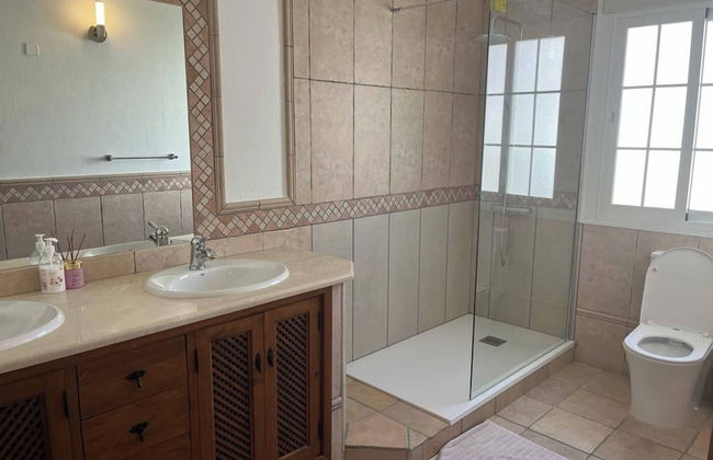 Benahavis Village House Sleeps 8 - Photo 18