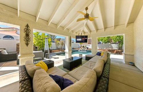 Ultimate Vacation: A Luxurious Oasis with a Pool! - Foto 4