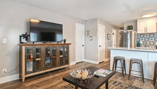 Heart of Westport 1BR - Photo 3