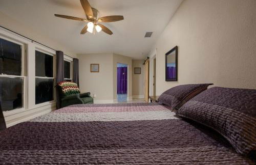 Promise Land Manor Historic home lake access, near parks and venues - Foto 39