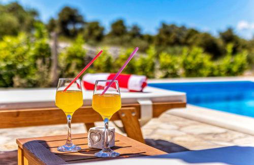 Magical Island Home - Photo 16