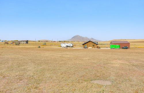 Balcony and Views Sturgis Twin Peaks Cabin - Foto 3