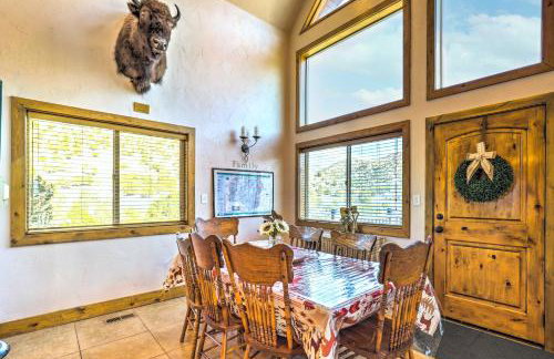 Rustic Sterling Cabin Walk to Palisade Lake! - Foto 8