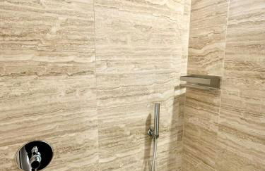 Regis Condo - Photo 160