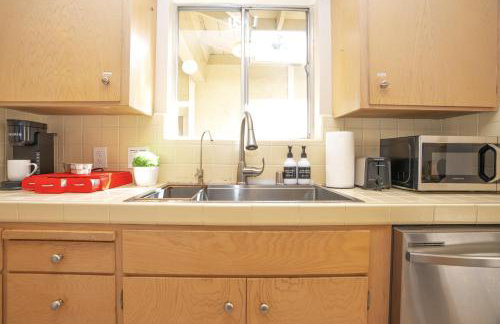 Spacious Mountain View DT 3BR Gem - Great for Work & Family - Foto 19