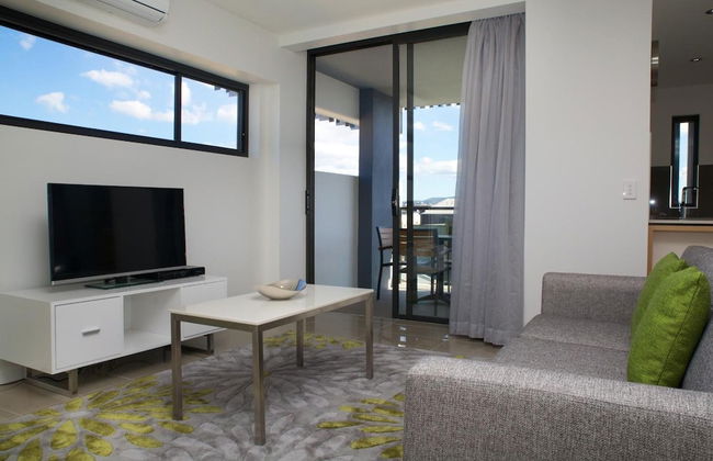 Atrio Apartments - Photo 18