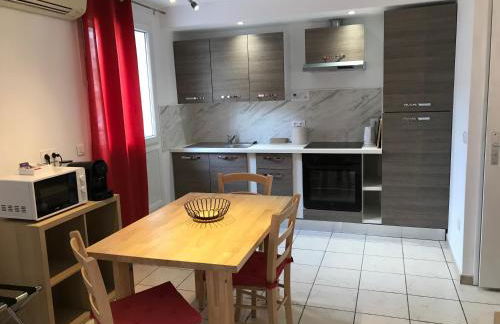 Privilège Hôtel & Apparts Eurociel Centre Comédie - Photo 4