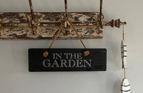 Cinque Ports Snug by Coaste - mins from Sea & Golf Course - Foto 17