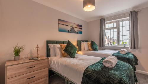 3 Bed Spacious Stylish House, Southampton - Off Road Parking & Private Garden - Sleeps 7, Close to City Centre - by Blue Puffin Stays - Foto 2, towels