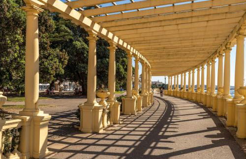 Modern Flat with Workspace in Foz by HostWise - Foto 36