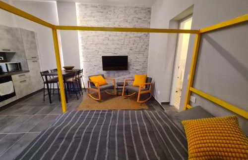 Be Magenta, Art Home - Yellow style - Near Milano, Rho Fiera, Malpensa - Foto 17