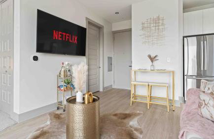 NEW! ChateauOasis PenthouseViews KingBed - Foto 4