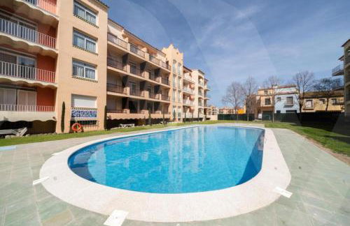 Apartamento con Piscina y Terraza cerca del Mar - Foto 3