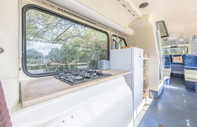 Double Decker Bus on an Alpaca Farm Sleeps 8 - Foto 44