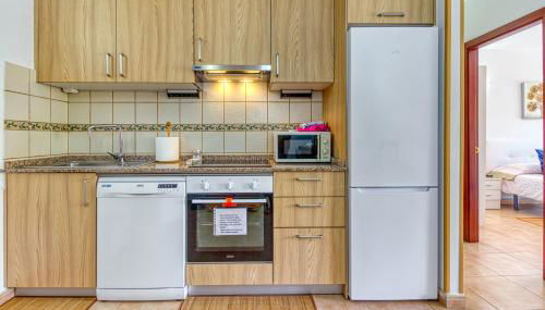 Apartamento Venus - Foto 3, stove, dishwasher, toaster