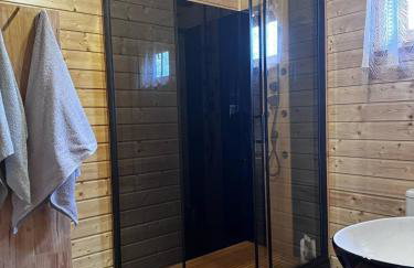 Mazurska bania u Pana Szeptuna - drewniany dom na skraju lasu - Foto 27