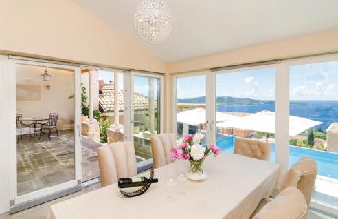 Three-Bedroom Holiday Home In Brsecine - Foto 3