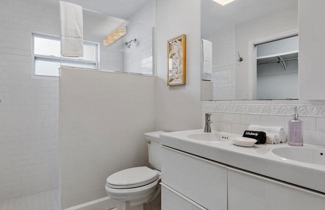 Kadima Kottage 2 Bedroom Home by RedAwning - Photo 26