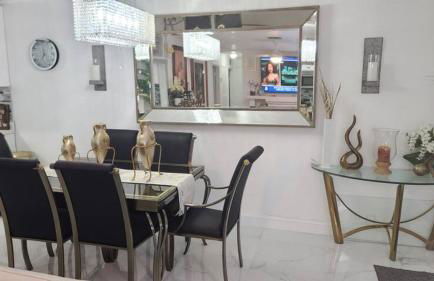 Palm Springs 3-Bedroom 2-Bath 5 Miles to the Beach - Foto 17