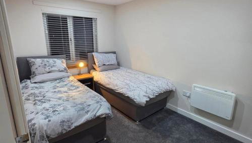 2 Bed House Sleeps 5 -Private Garden -Dogs Allowed - Foto 2, heating