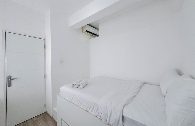 Compact and Restful 2BR at Menara Rungkut Apartment - Foto 5