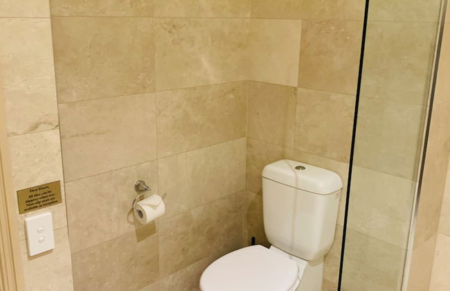 Royal Albert Hotel - Photo 78