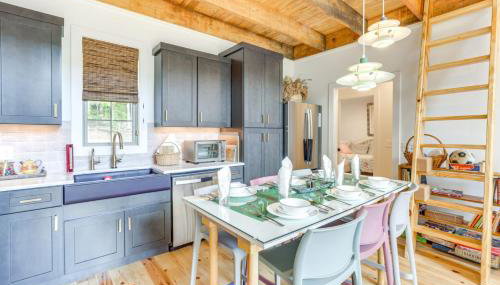 New 3BR Lakefront Home w Dock and Fishing Pond - Foto 1